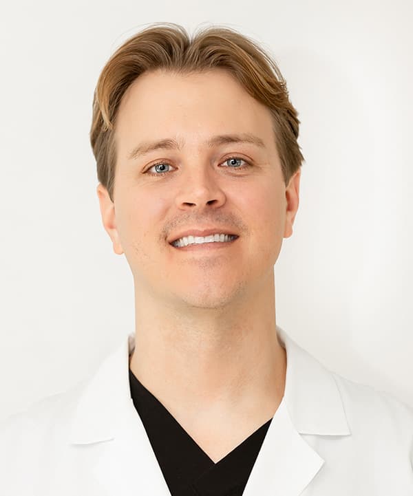 Zachary Johnson Headshot